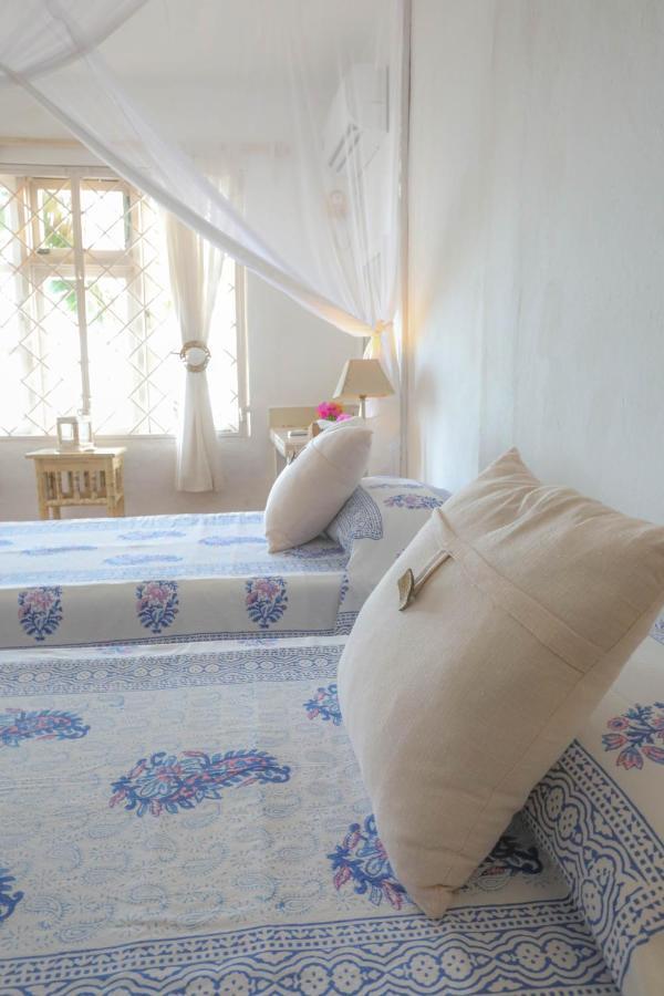 Ocean Sports Resort Watamu Buitenkant foto