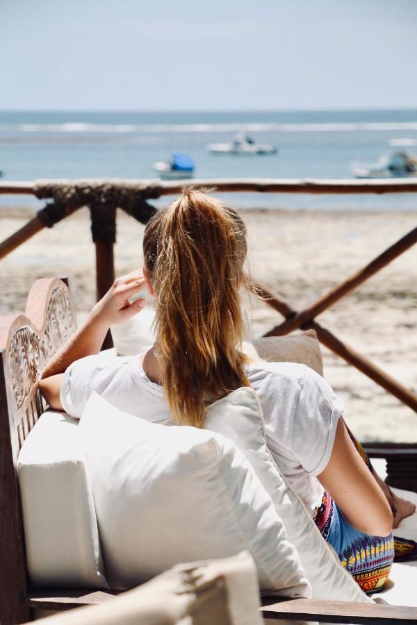 Ocean Sports Resort Watamu Buitenkant foto