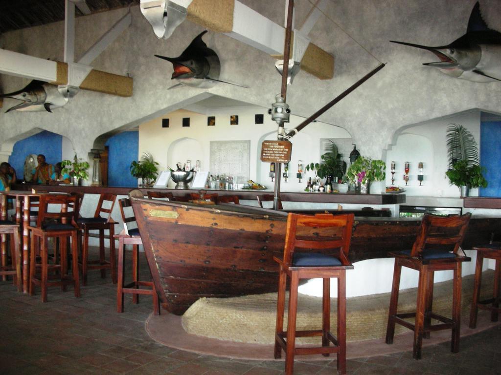 Ocean Sports Resort Watamu Buitenkant foto